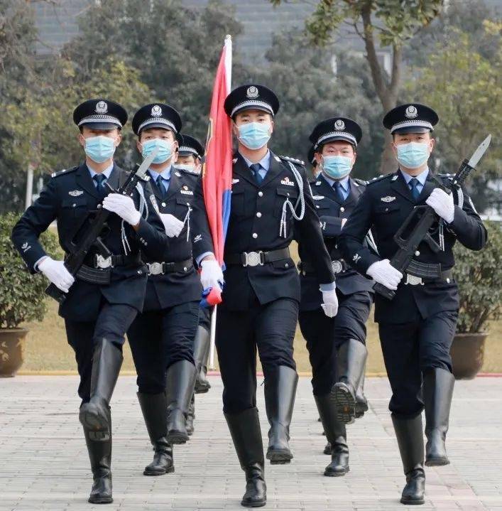 开云注册关于夏洛特黄蜂发布备战花絮，清晨复出首秀，西甲任务艰巨，资深球员宣示担当的信息