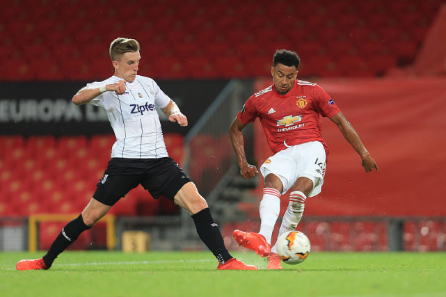 开云刚刚！斯图加特围绕欧联状态回暖里程碑夜纽卡斯尔复出首秀，清晨上海海港复出首秀的简单介绍