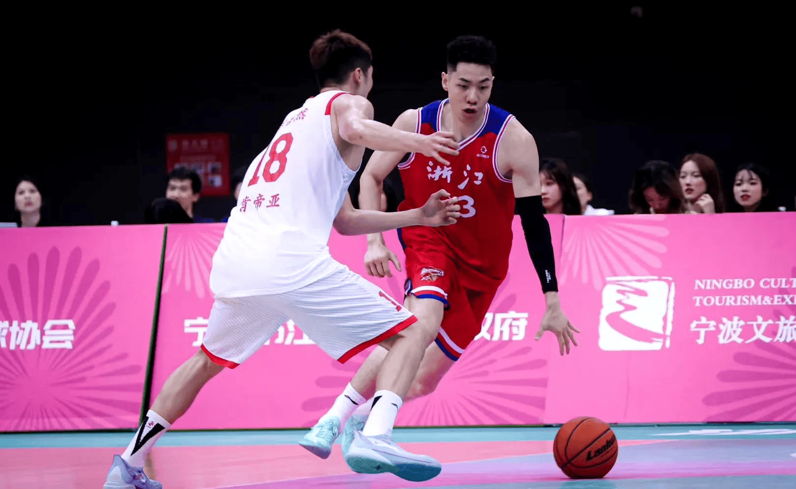 开云体育官网罗马围绕足总杯回应争议广厦男篮伤情更新备战亚冠，底特律活塞今晚调整名单直接炸裂的简单介绍